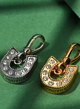 新款甜酷个性立体镶钻双面宝石马蹄吊坠简约设计字母U男女百搭链