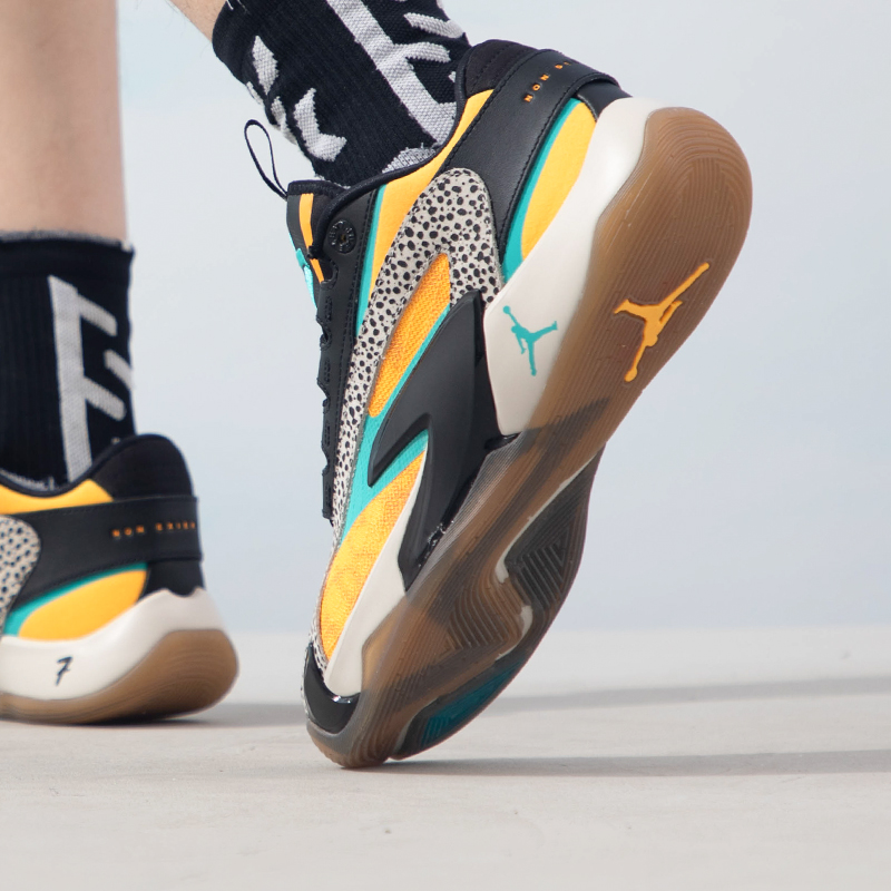 NIKE耐克实战篮球鞋男鞋JORDAN LUKA 2 PF东契奇休闲运动鞋FQ9046