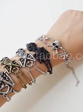 戴蝴蝶结骷髅骨架手链