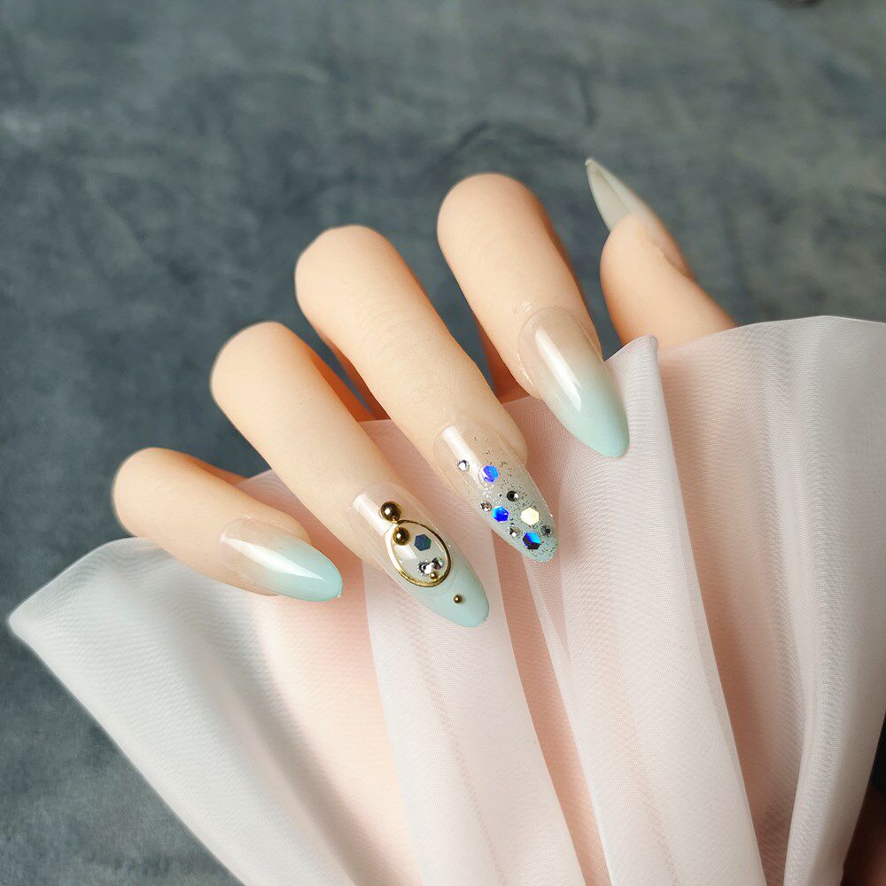 时尚潮流欧美风长款尖头光疗穿戴甲片可拆卸美甲成品女假指甲贴片