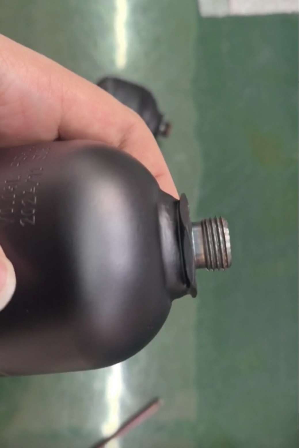 迈凯伦12C MP4 650S 720S减震器 蓄压球 液压壶 蓄压器 油壶 - 图1