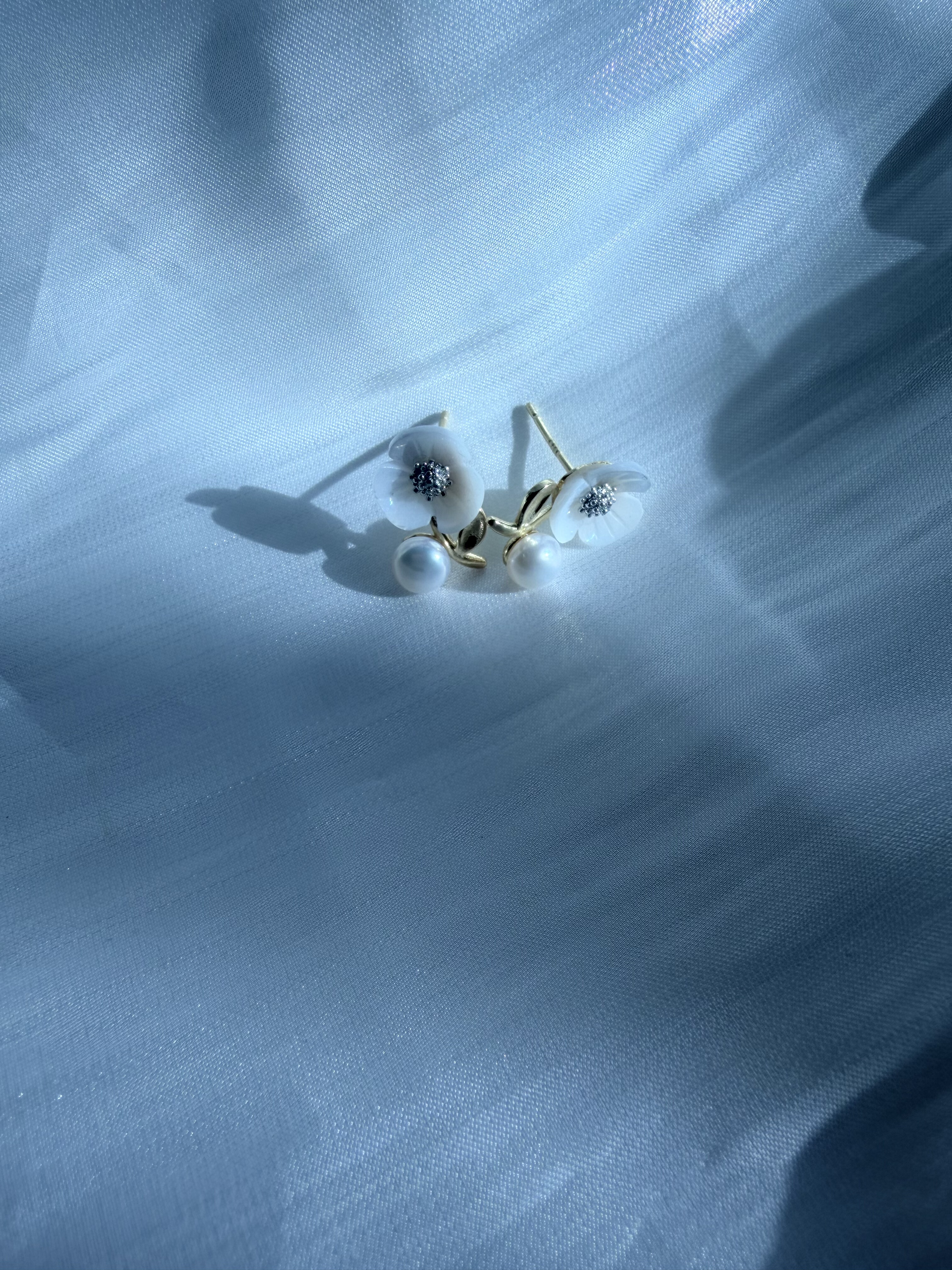 天然淡水珍珠耳钉小花精致小巧2026新款爆款轻奢高级感耳环耳饰女,淘宝优惠券,粉丝福利购,淘宝优惠卷