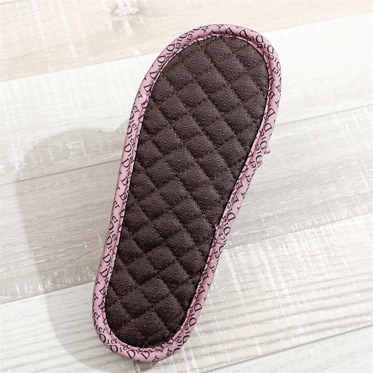 Qicai one-line non-slip European-style indoor home slippers