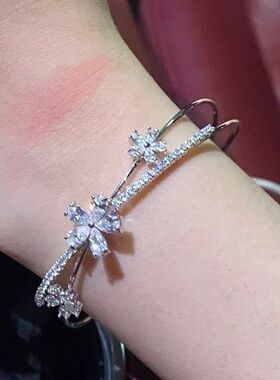 奢华女开口可调节手镯