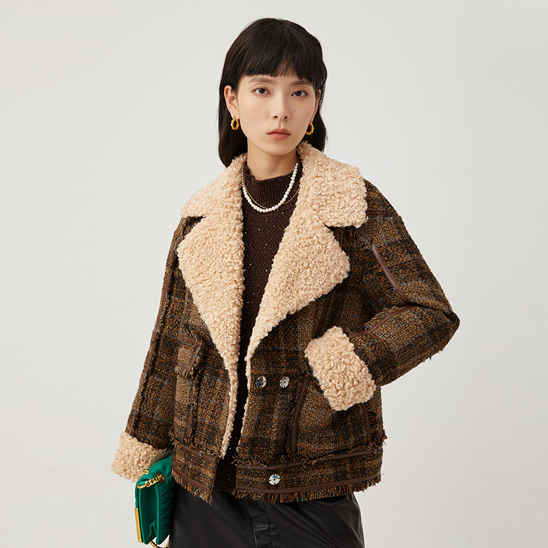 水云间秋冬女装2021年新款女短款 sedate羽绒服