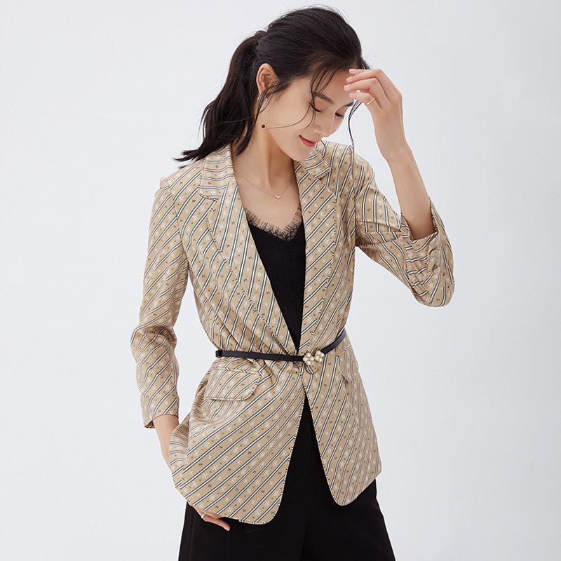 水云间条纹小西装秋季新款西装领 sedate西装