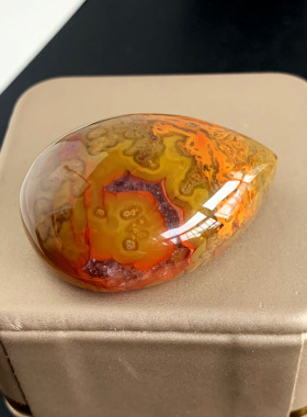 天然战国红玛瑙吊坠水滴项坠