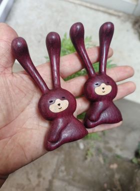 紫罗兰木兔子摆件可爱创意实木质小动物家居装饰品鼻子按摩器具