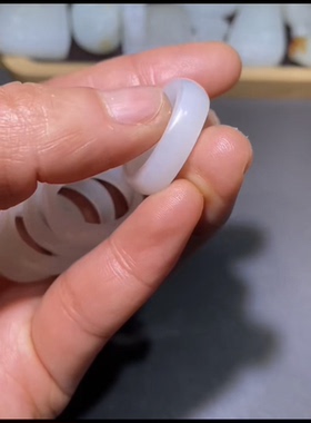 高品质新疆和田玉籽料方戒 脂白肉细糯 温润细腻  16/17.5/18.5mm