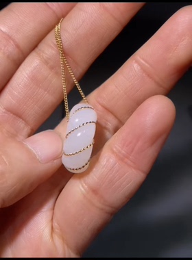 精品新疆和田玉籽料 绞丝平安扣 18k 一级白 油性脂粉足20.5×8mm