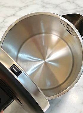 电热水壶304无缝内胆烧水壶1.8L