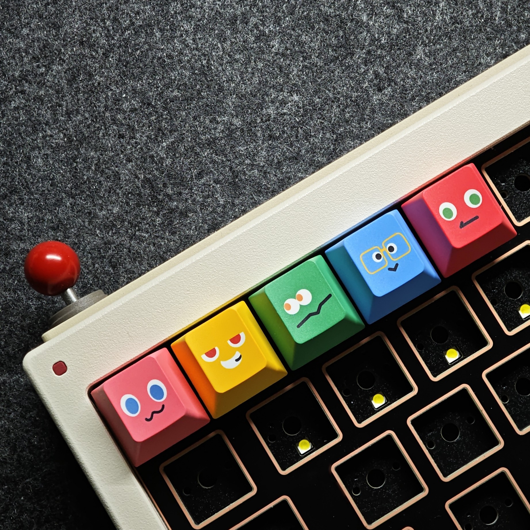 【9.9元包邮】孤独摇滚个性键帽动漫二次元原厂高度R4方向翻页器,淘宝优惠券,粉丝福利购,淘宝优惠卷