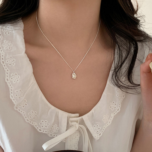 Xiangnan sterling silver niche design clavicle chain light luxury women