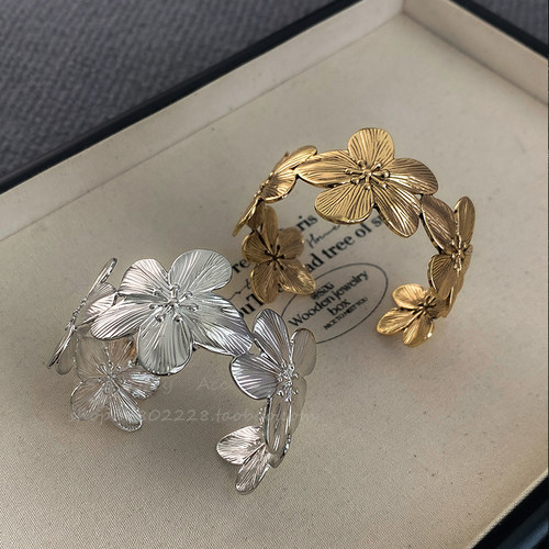 小众设计宽版花朵开口手镯女简约气质高级感手环精致轻奢臂环配饰 - 图0