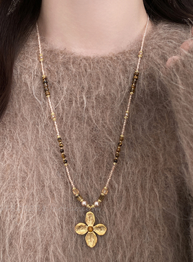 美拉德虎眼石串珠项链女2025年新款设计感小众长款吊坠毛衣链配饰