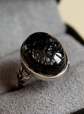 天然黑发晶正小人招财水晶戒指