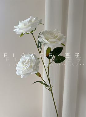 婚庆风铃铃兰假花手捧花
