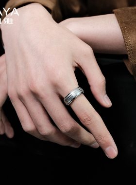 飒雅男士钨金波纹戒指