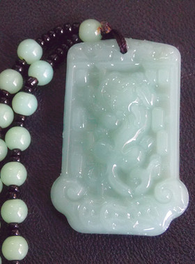 礼品仿翡翠情侣玉佩貔貅毛衣链