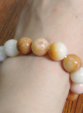 新疆金丝玉简洁风手串