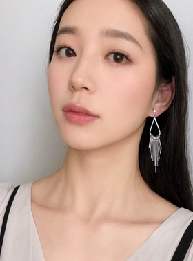 欧美爆款高级感满钻港风耳环女轻奢小众简约耳钉圈圈耳饰小众简约