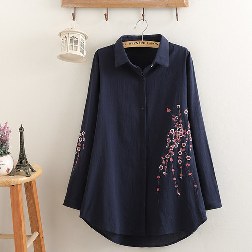 大码女装2025胖mm秋装棉麻衬衫女宽松大码长袖绣花衬衣中长款上衣 - 图1
