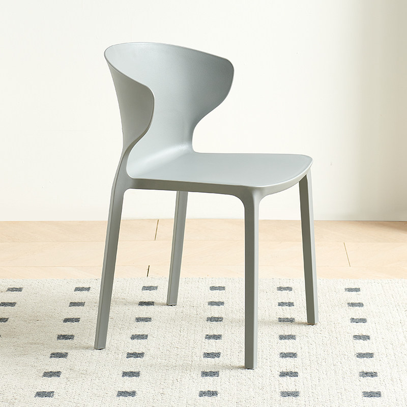 现代简约餐椅北欧家用休闲椅网红塑料椅子加厚凳子餐厅酒店等候椅