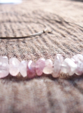 阿福家 天然草莓晶碎石手编一线简约随意蜡绳项链