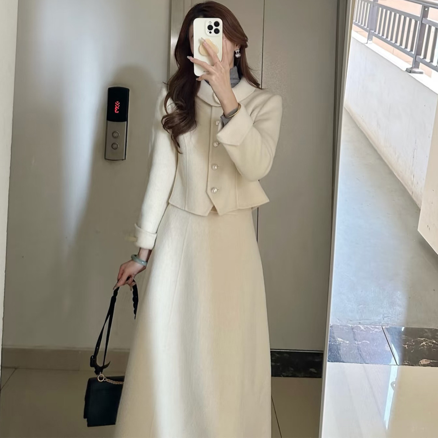 小个子轻熟风小香风白色毛呢外套A字半身裙气质名媛高端两件套装,淘宝优惠券,粉丝福利购,淘宝优惠卷