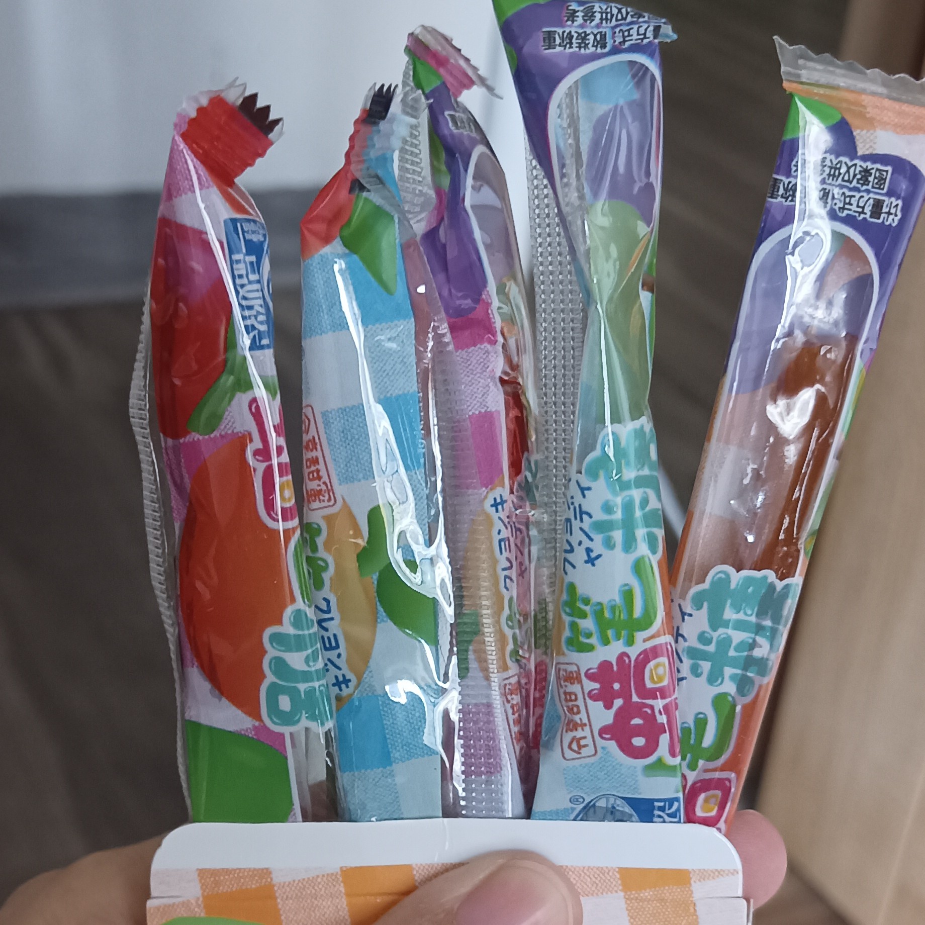 一品奶农蜡笔糖分享甜蜜凝胶软糖混合口味水果网红糖果休闲零食,淘宝优惠券,粉丝福利购,淘宝优惠卷