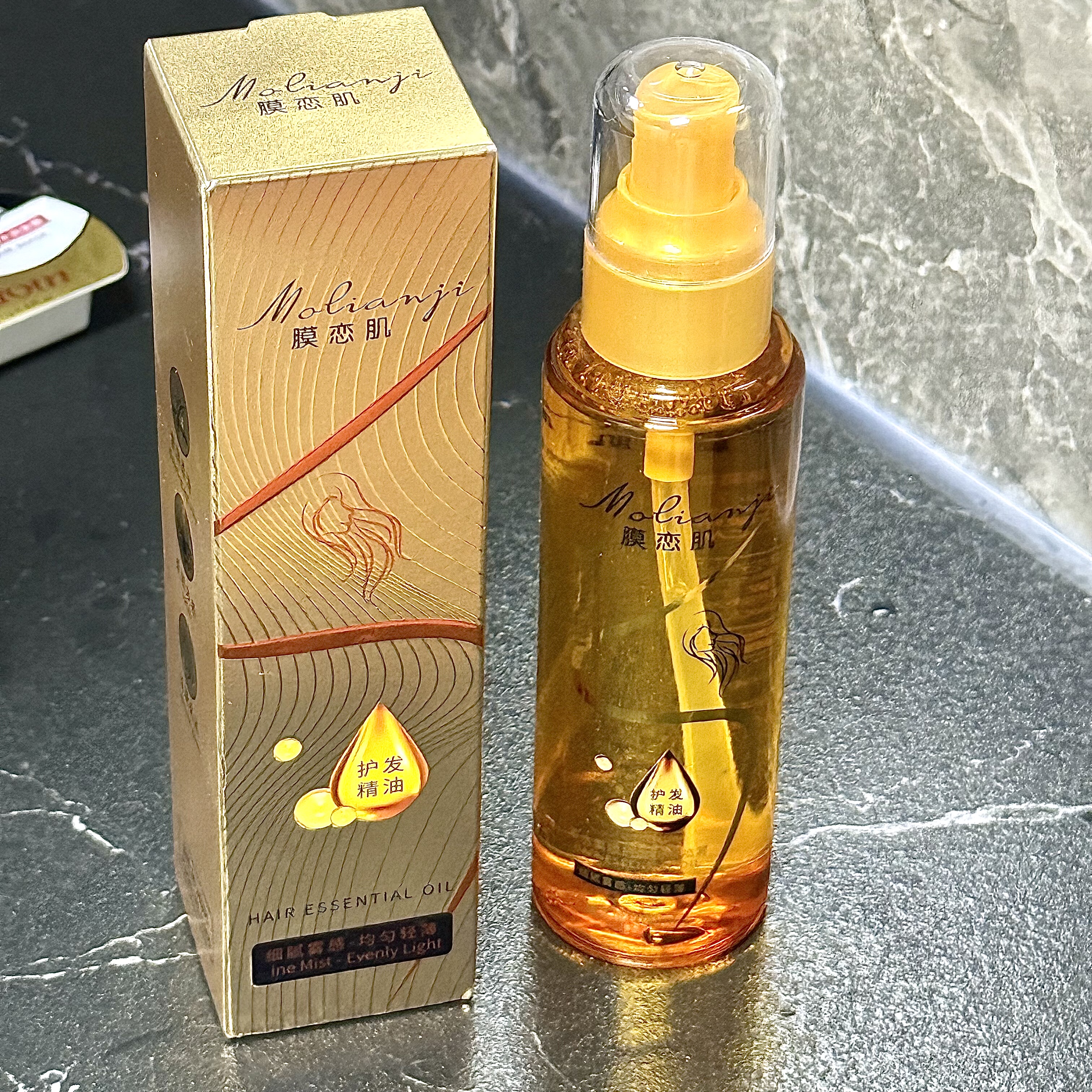 发丝贼亮 高级香调水感喷雾护发精华精油100ml香水柔顺滋润发梢 - 图0