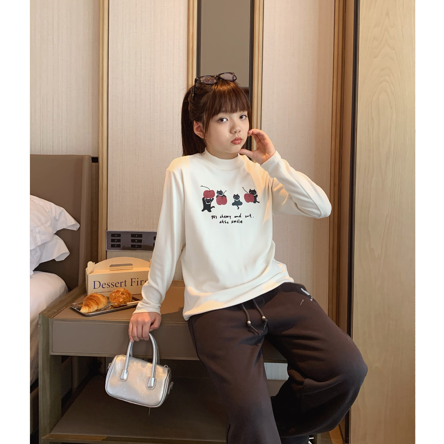 女大童德绒卡通打底衫2025冬季新款初中生半高领保暖上衣长袖T恤,淘宝优惠券,粉丝福利购,淘宝优惠卷