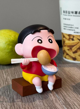 吃马铃薯的小新炫土豆卡通桌面摆件可爱卡通摆件生日礼物装饰