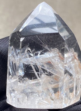 天然水晶原石打磨晶中晶随形吊坠男女款水晶饰品项链 一物一图
