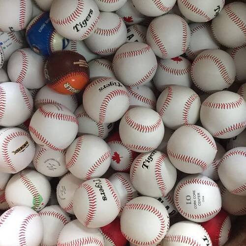 【baseball】PVC 软式棒球 硬式棒球 训练球 颜色随机 - 图2