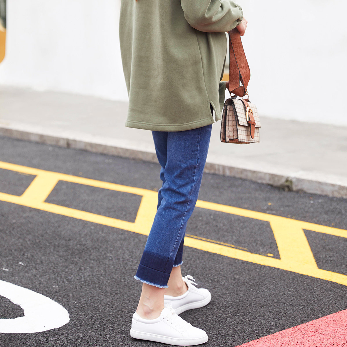 贝儿森孕妇秋装外穿直筒微喇牛仔裤 贝儿森孕妇直筒裤