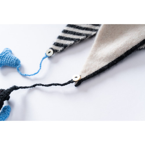 小兔子手作玩偶~秋冬新款山羊绒针织三角围巾披肩保暖外搭减龄 - 图0