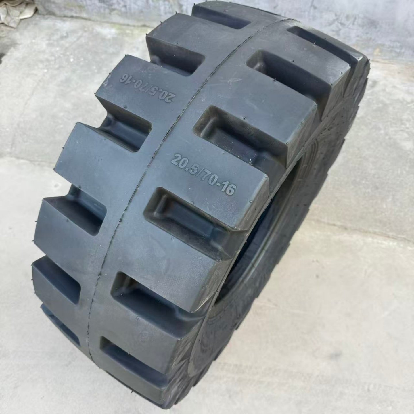 铲车装载机半实心钢丝轮胎825 1200 1490 20.5/70-16  1670-20-24,淘宝优惠券,粉丝福利购,淘宝优惠卷