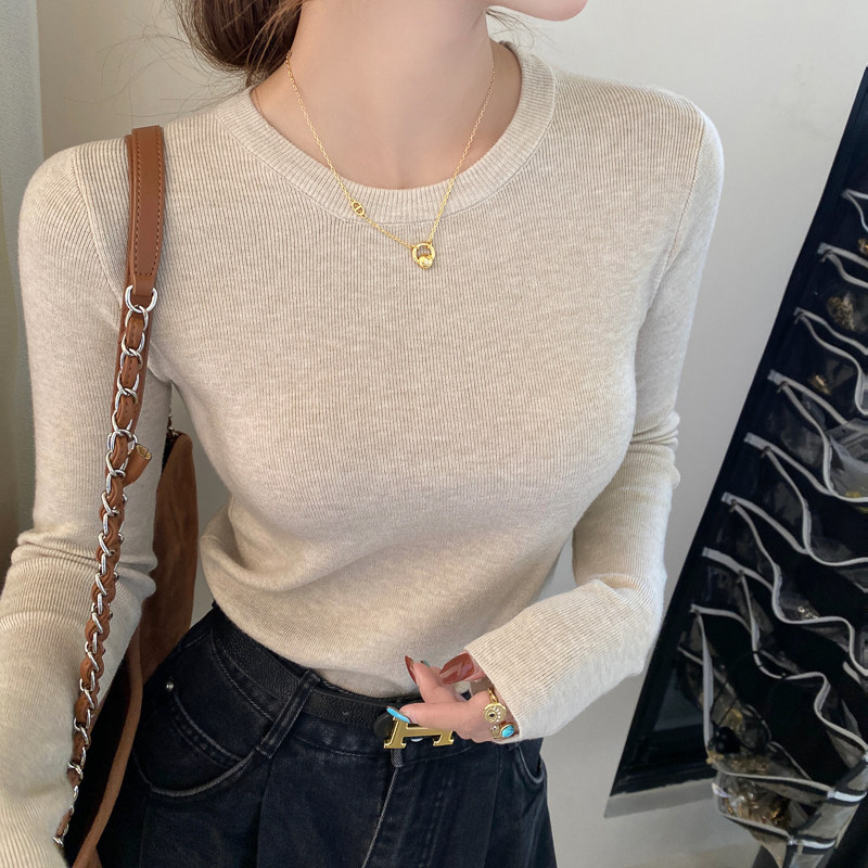 灰色圆领针织打底衫女内搭2025早秋穿搭修身显瘦低领毛衣长袖上衣 - 图1