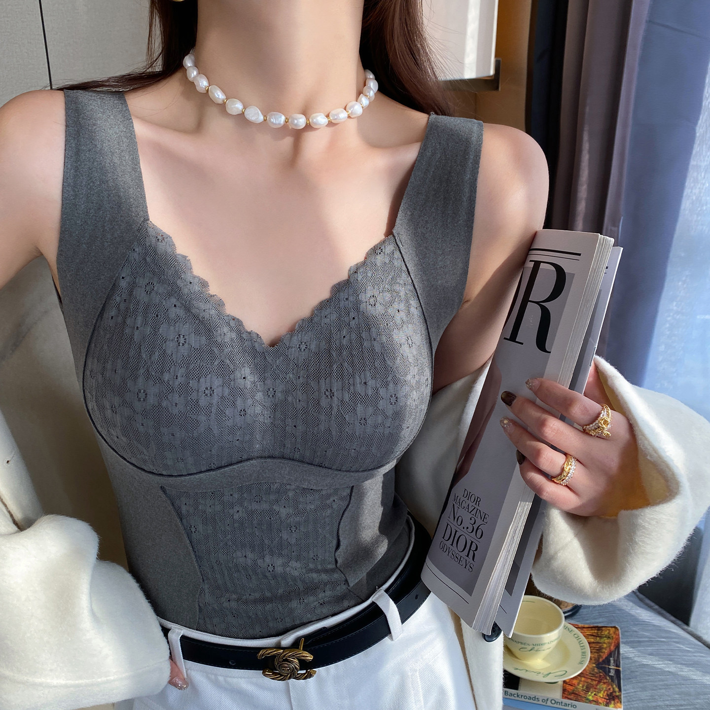 龙妹家德绒保暖背心带胸垫女内搭2025新款秋冬季加绒吊带打底上衣,淘宝优惠券,粉丝福利购,淘宝优惠卷