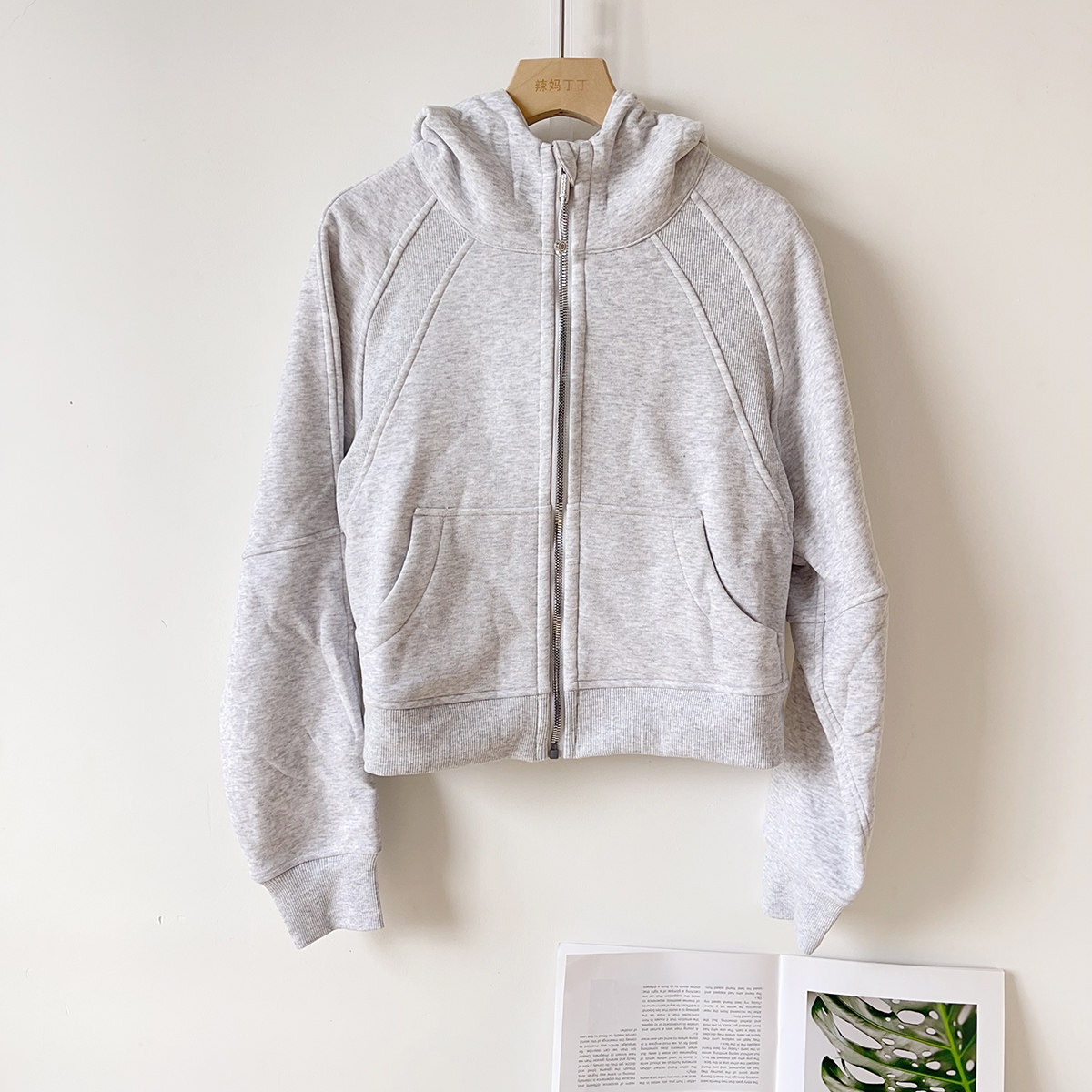 Scuba 女士超宽松款拉链连帽衫 加绒加厚短款休闲运动卫衣外套,淘宝优惠券,粉丝福利购,淘宝优惠卷