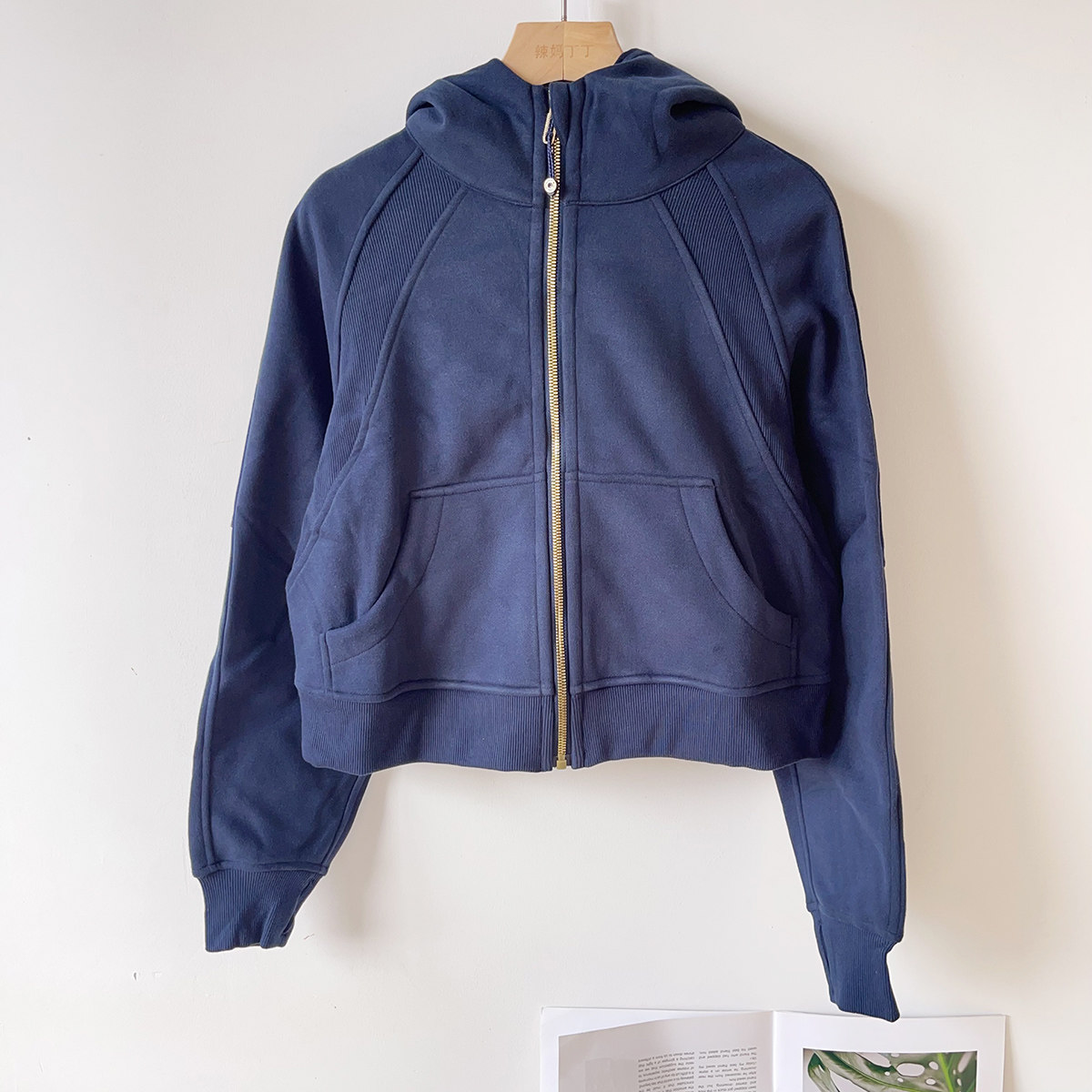 Scuba 女士超宽松款拉链连帽衫 加绒加厚短款休闲运动卫衣外套,淘宝优惠券,粉丝福利购,淘宝优惠卷