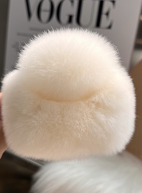 赛雅娜发抓獭兔毛可爱