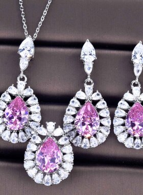 欧美镶水滴梨形托帕石戒指