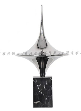 现代简约北欧不锈钢艺术设计师软装摆件高级感轻奢装饰品客厅书房