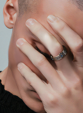 YUKI男女气质复古转轮痞帅银戒指