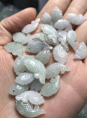 纯然翡翠玉石绳女富贵鱼项链