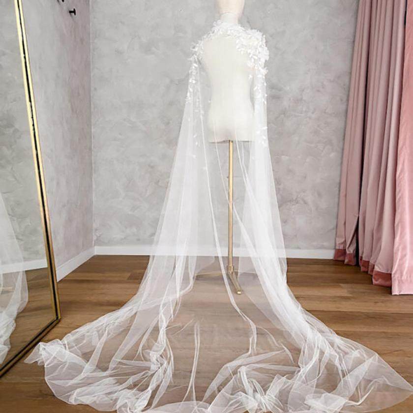 欧美简约婚纱披肩拖尾立体花朵叶子蕾丝手工缝珠旅行影楼拍照造型,淘宝优惠券,粉丝福利购,淘宝优惠卷