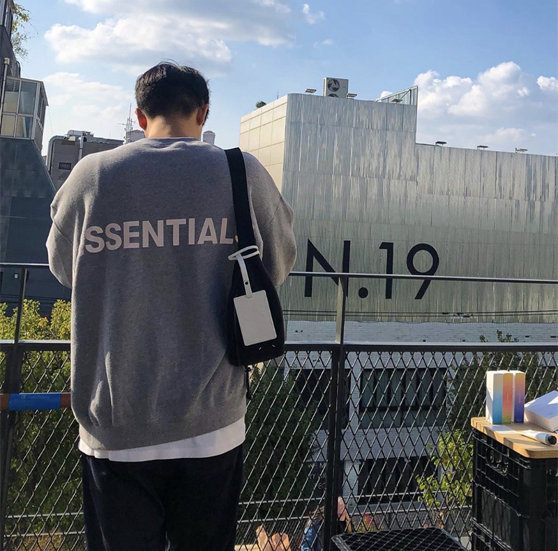 na-fr.com - 大人気FOG ESSENTIALS3M LOGO SWEATSHIRT男女兼用L 価格比較