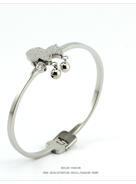 十二生肖羊铃铛手镯女轻奢时尚潮流百搭钻钱币本命年简约经典款女